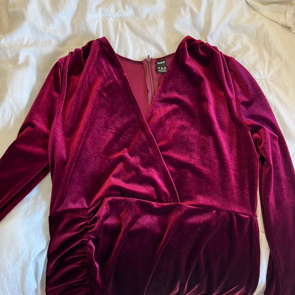 Shein, L: long sleeve velvet dress, red/ Maroon
